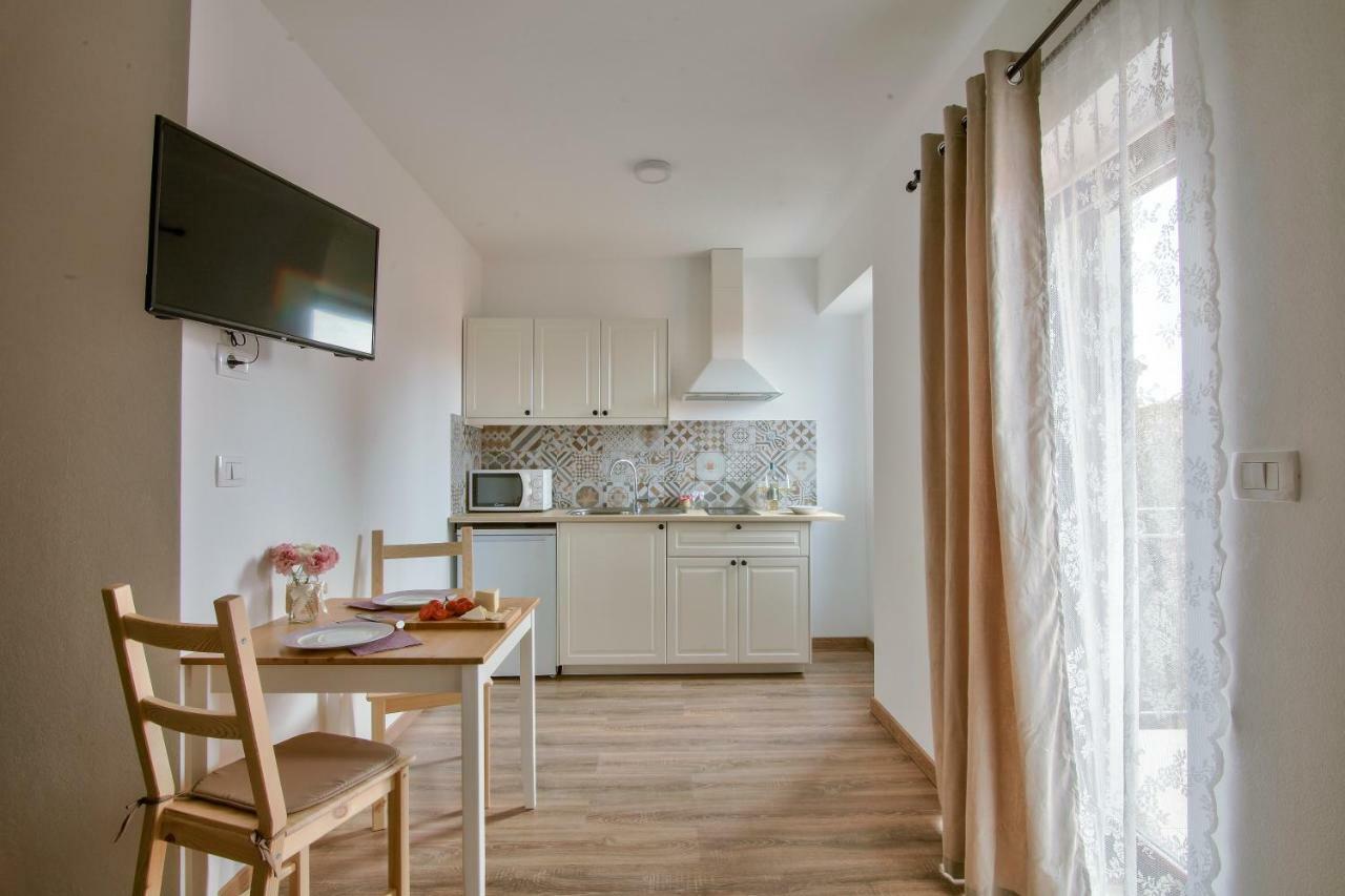 Apartments Tiny Garden Medulin Ngoại thất bức ảnh